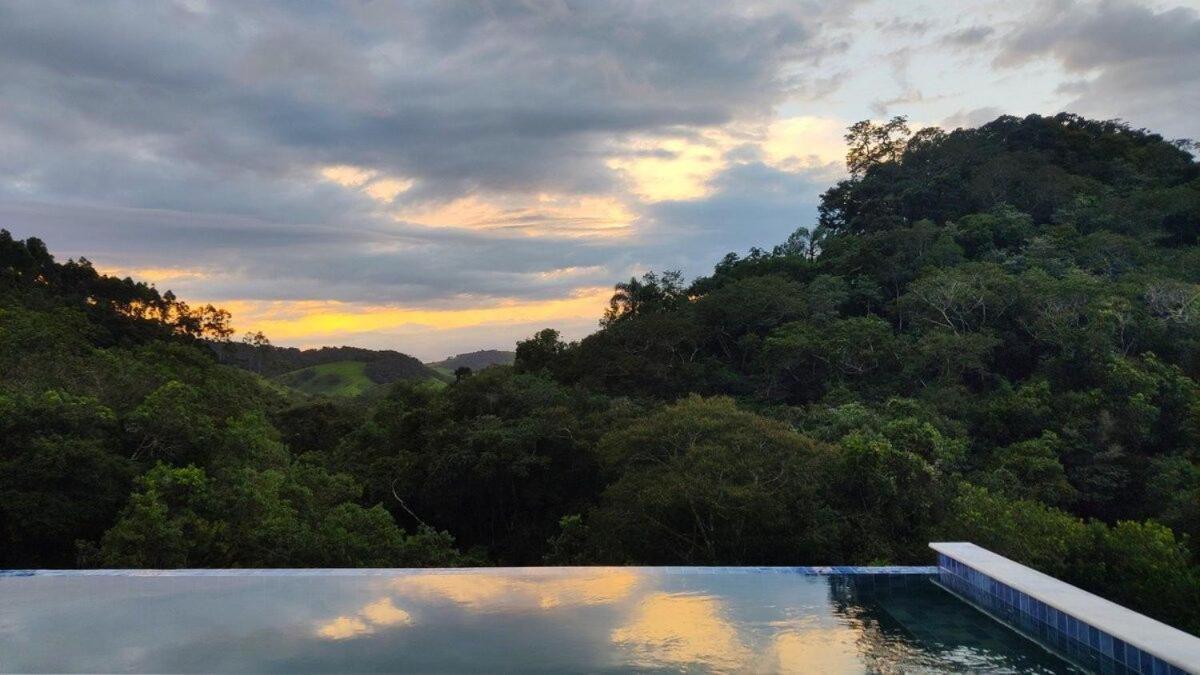Chale Do Lago Super Luxo กุนญา ภายนอก รูปภาพ